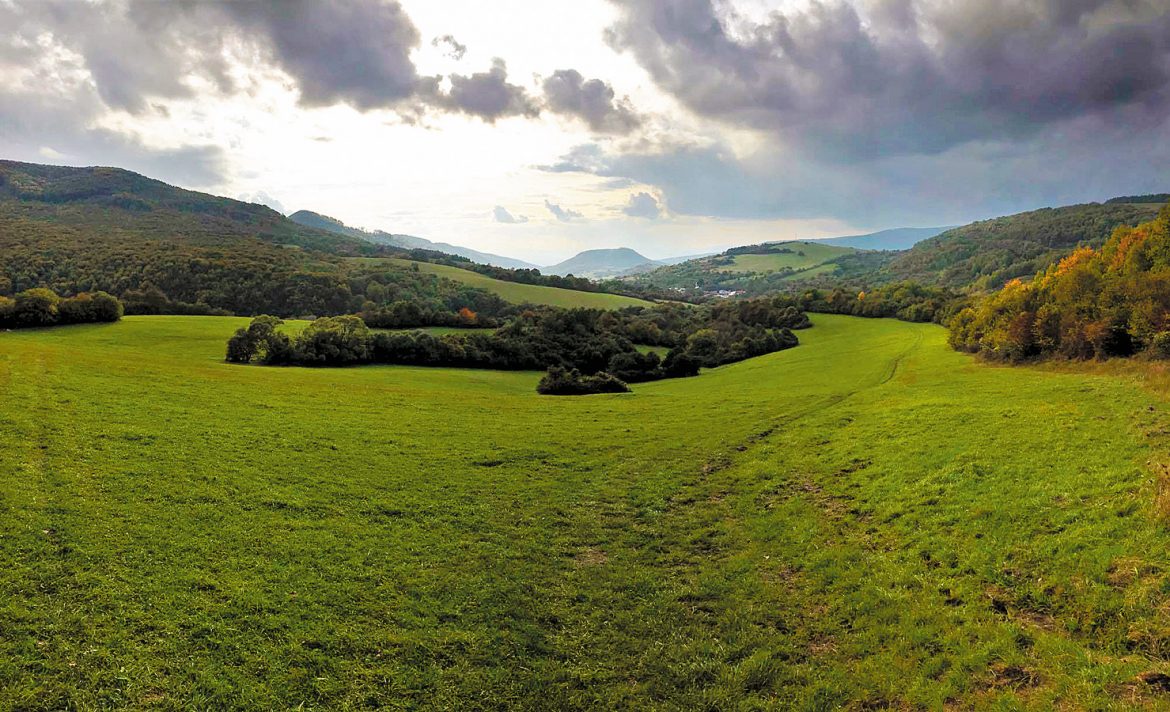 Pohľad zo Starého Koňuša