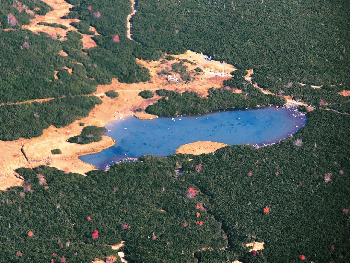 Veľké Biele pleso z Jahňacieho štítu