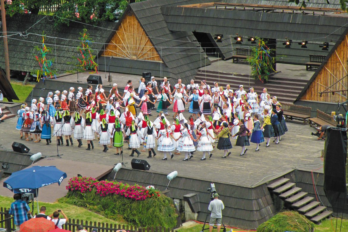 Folklórny festival v Detve