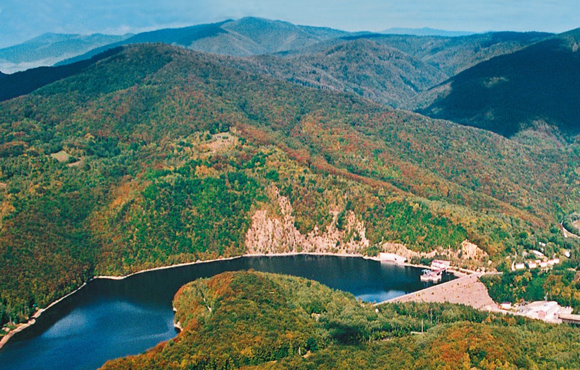 Ružín