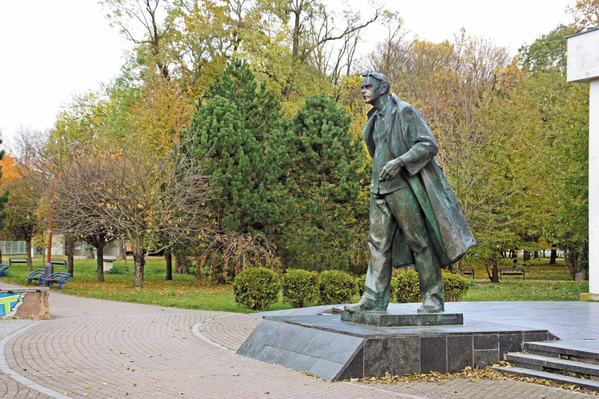 ocha Laca Novomeského v Mestskom parku