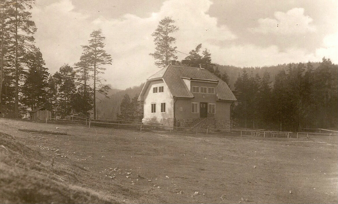 Chata na Kláštorisku z roku 1930