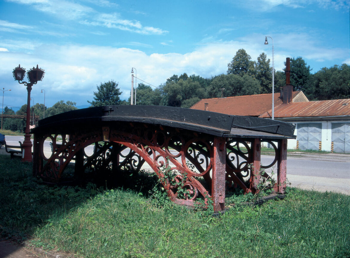 Hronec unikátny liatinový most z r 1810